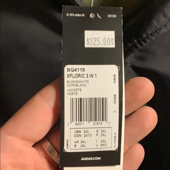 Adidas Parka - Picture 4 of 4